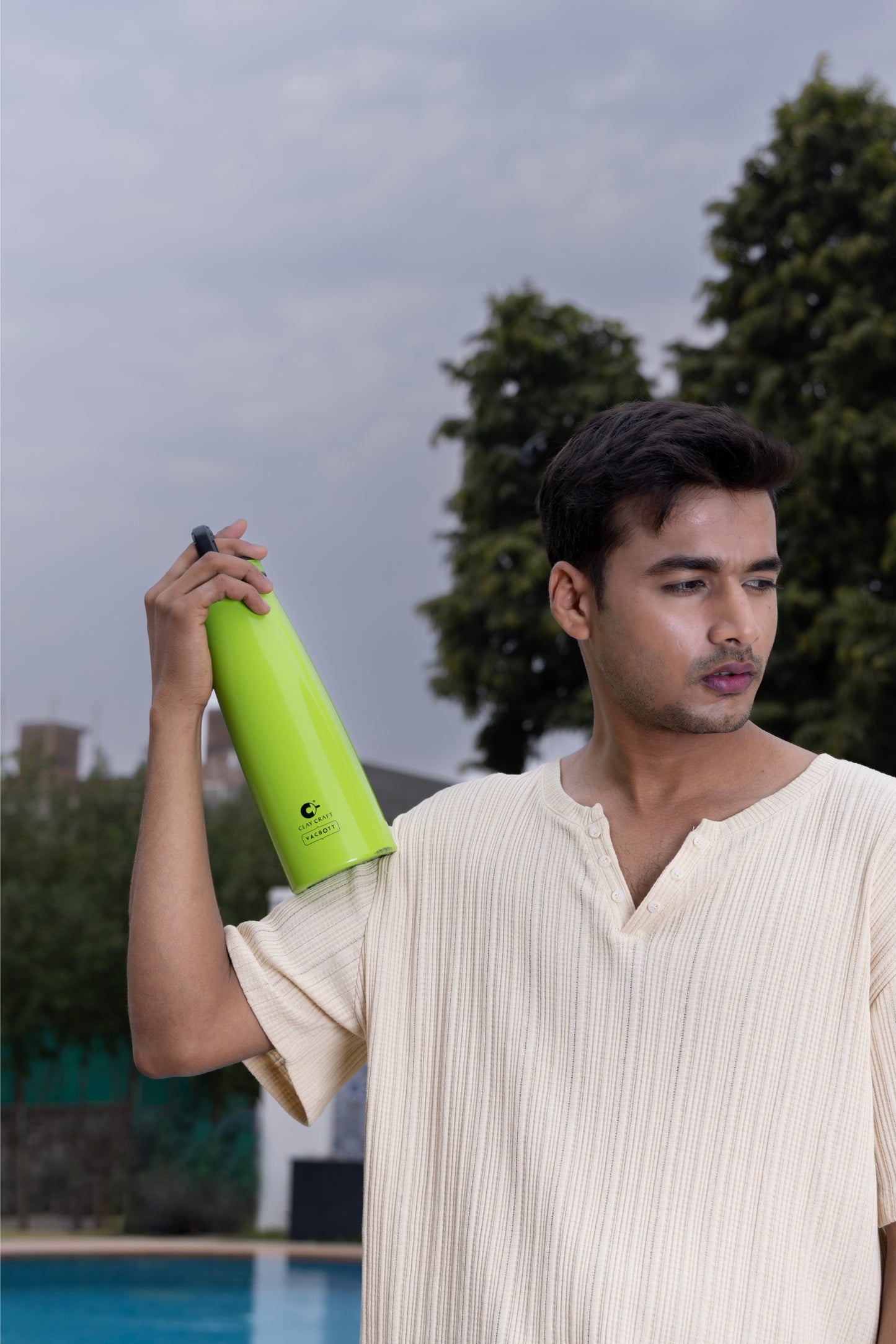 Vacbott Vaccum Bottle, Harriet Swag Double Walled 24 Hours Hot and Cold Water Bottle, BIS Certified, 1060 ml