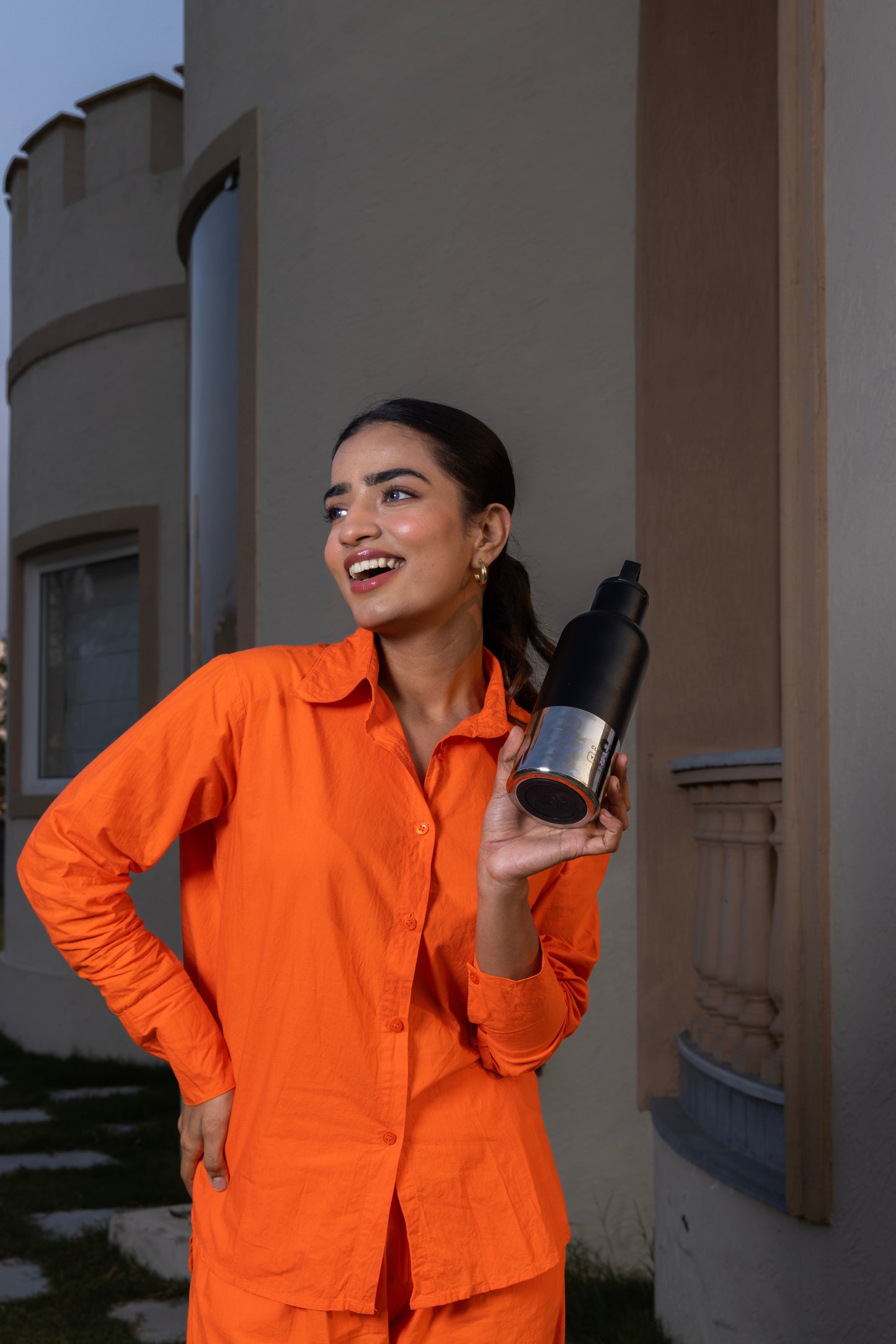 Vacbott Vacuum Bottle, Trekko Electro Double Walled 24 Hours Hot and Cold Water Bottle, 700/900ml