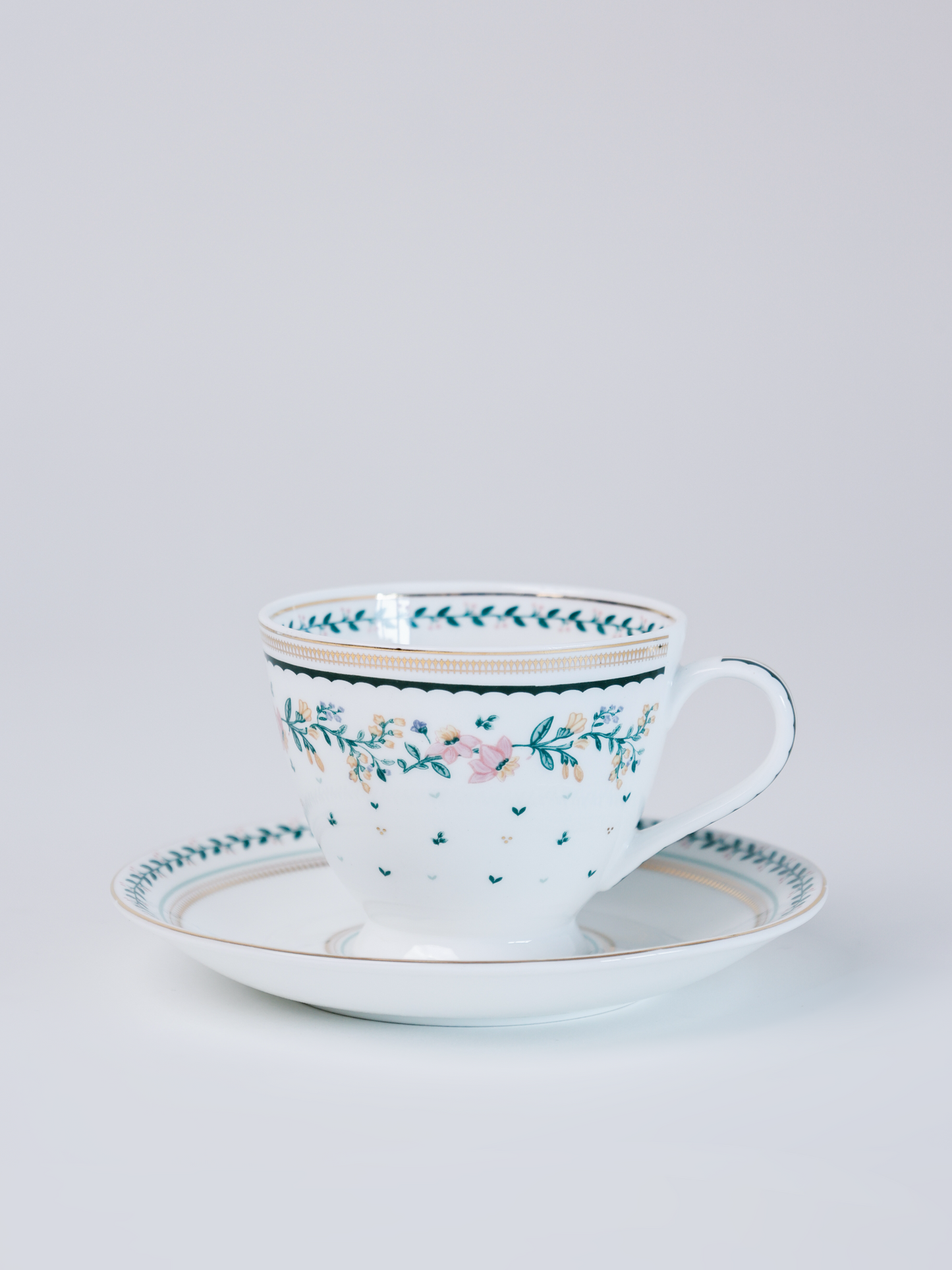 Magique by The Wishing Chair x Clay Craft, Emerald Ribbon King Cup & Saucer, Set of 12, 180ml- 6 Cups + 6 Saucers (T03)