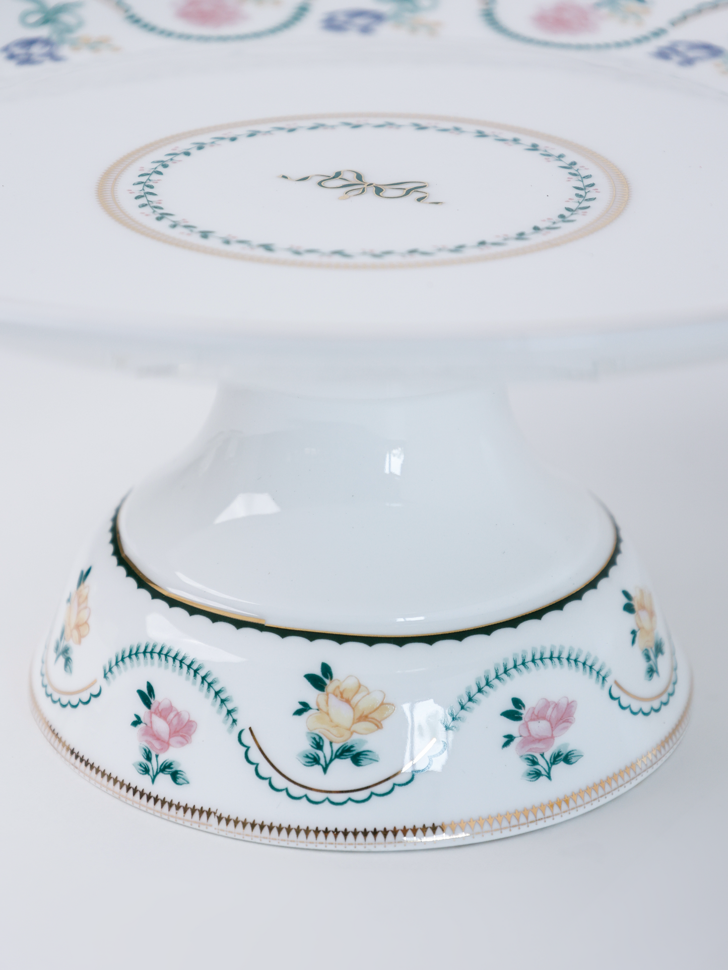 Magique by The Wishing Chair x Clay Craft, Emerald Ribbon Urmi Cake Stand, 1 Piece (T03)