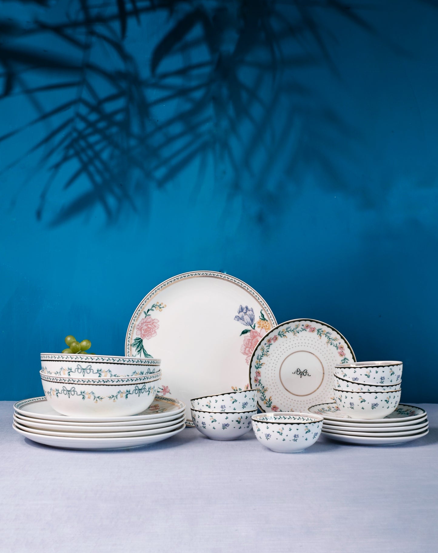 Magique by The Wishing Chair x Clay Craft, Emerald Ribbon Urmi Dinner Set of 20, For Family of 6 (T03)