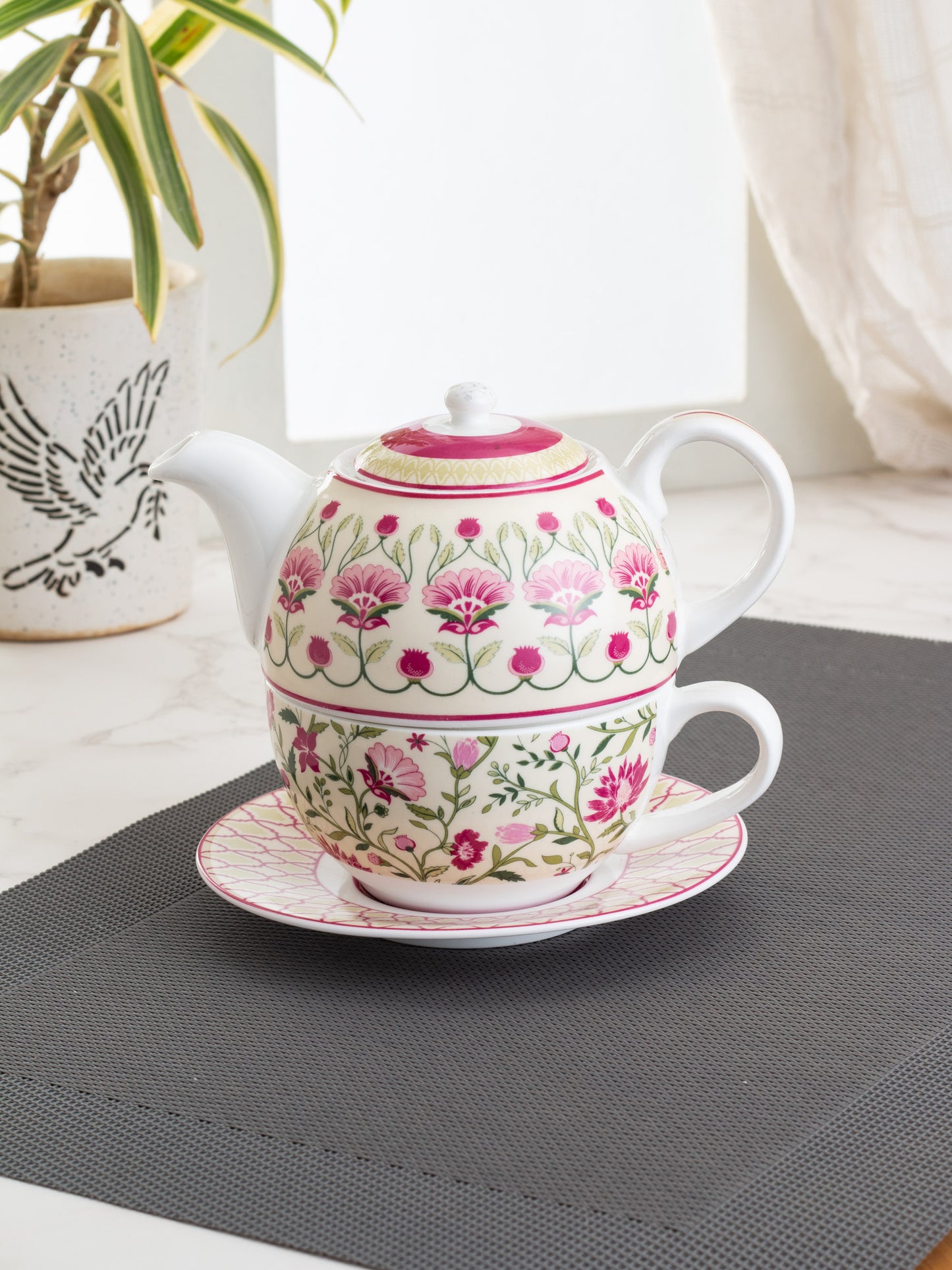 India Circus Rose Mallow Tea for One Set of 3 (1 Teapot, 1 Cup and 1 Saucer)