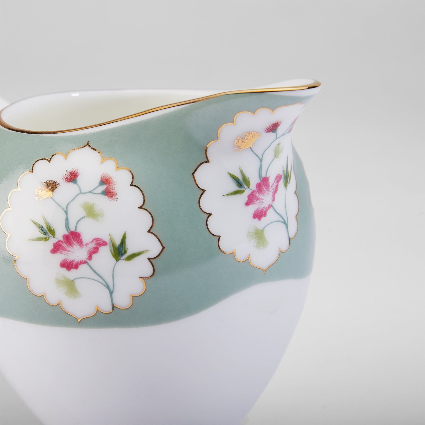 India Circus Grandeur Greens Olive Tea Set