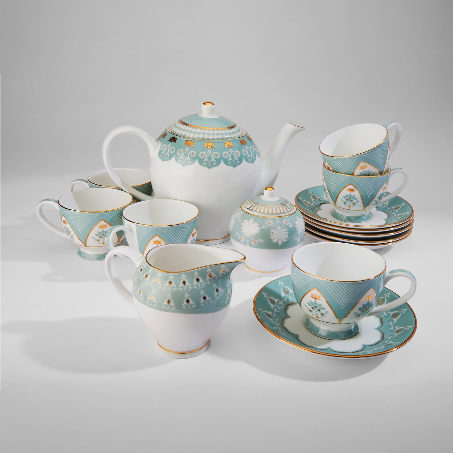 India Circus Regal Romance Olive Tea Set
