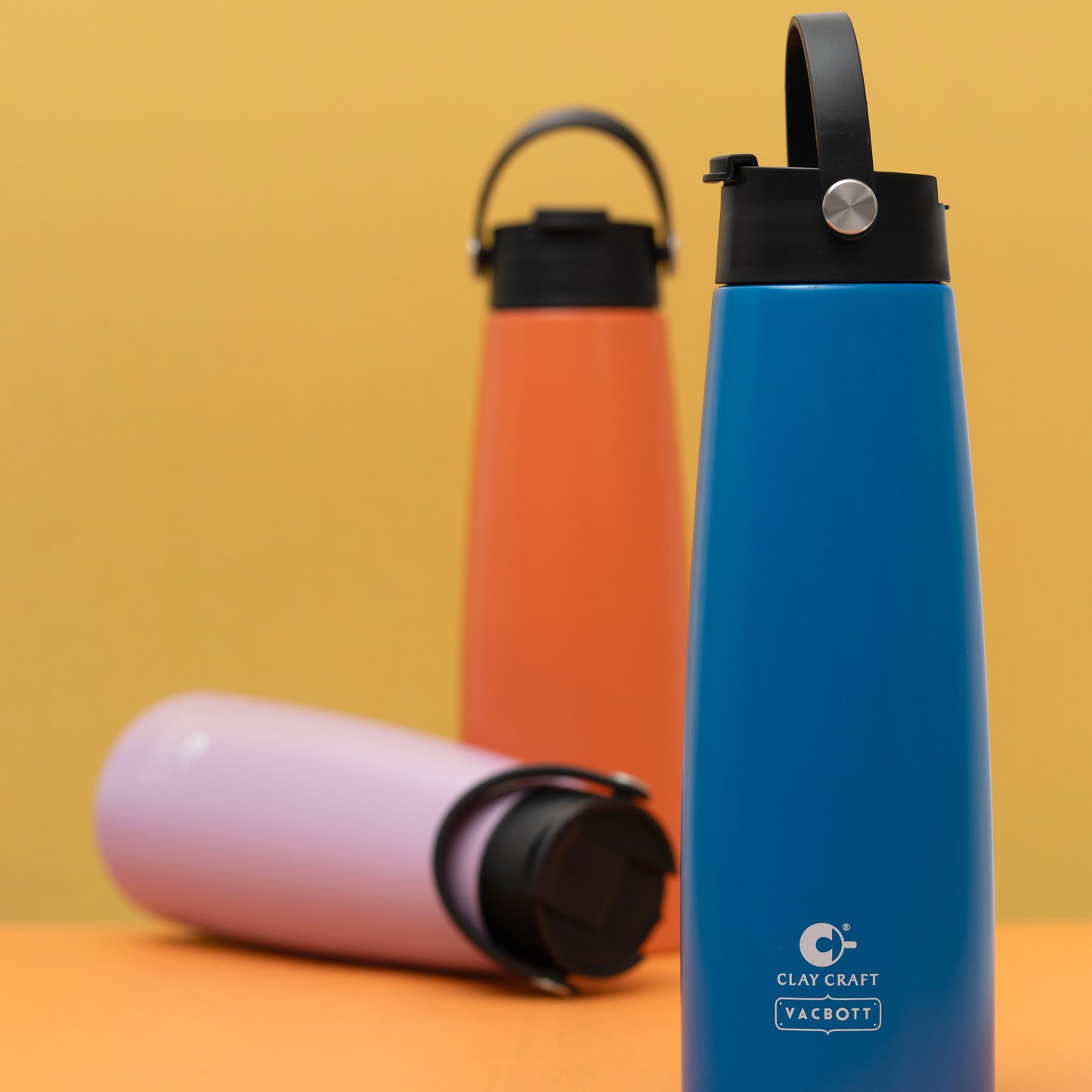 Vacbott Vacuum Bottle, Bolt Double Walled 24 Hours Hot and Cold Water Bottle, 1060ml