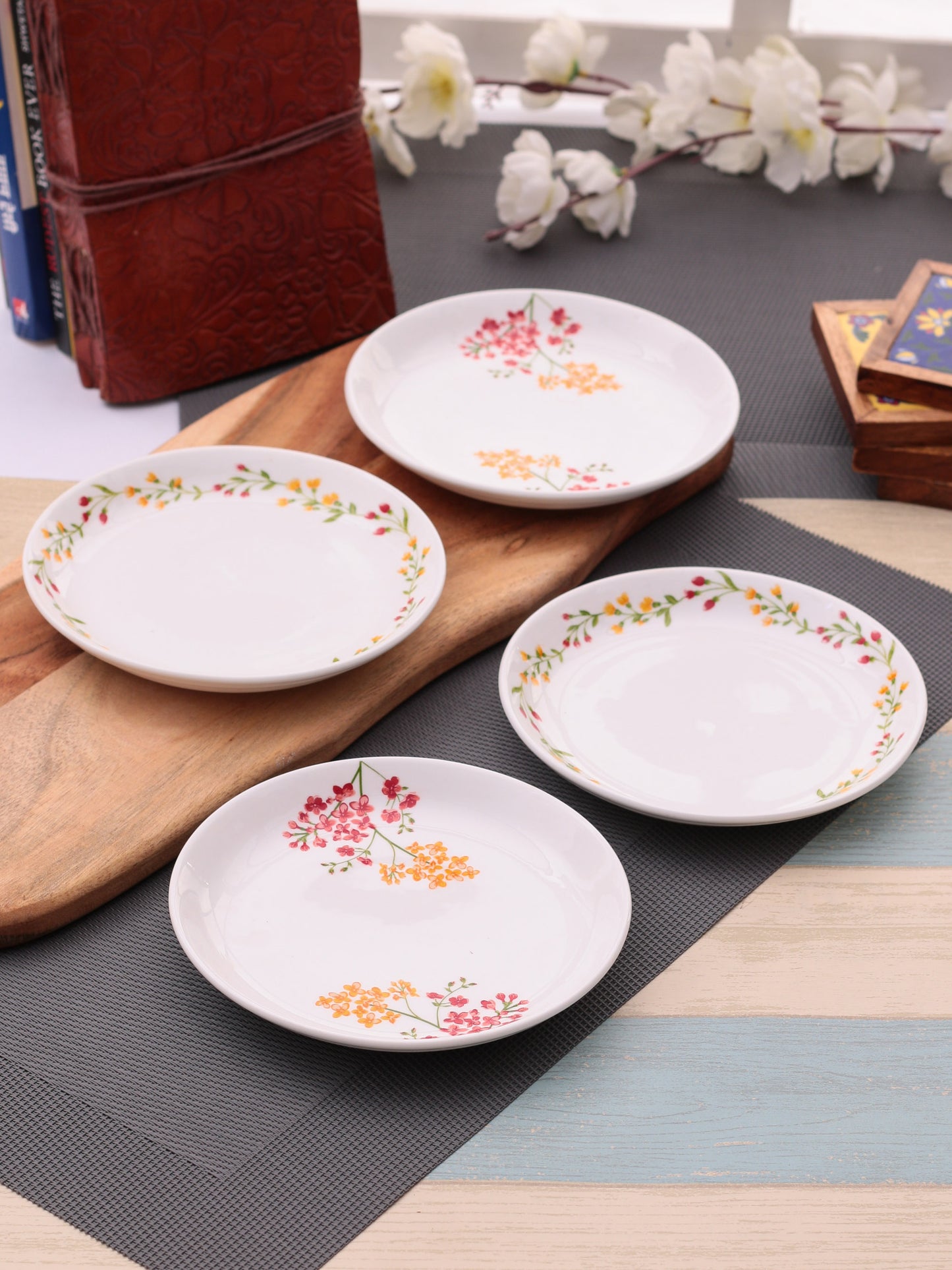 Urmi Imperial Ceramic Snack Plates 5.5", Set of 4 Red