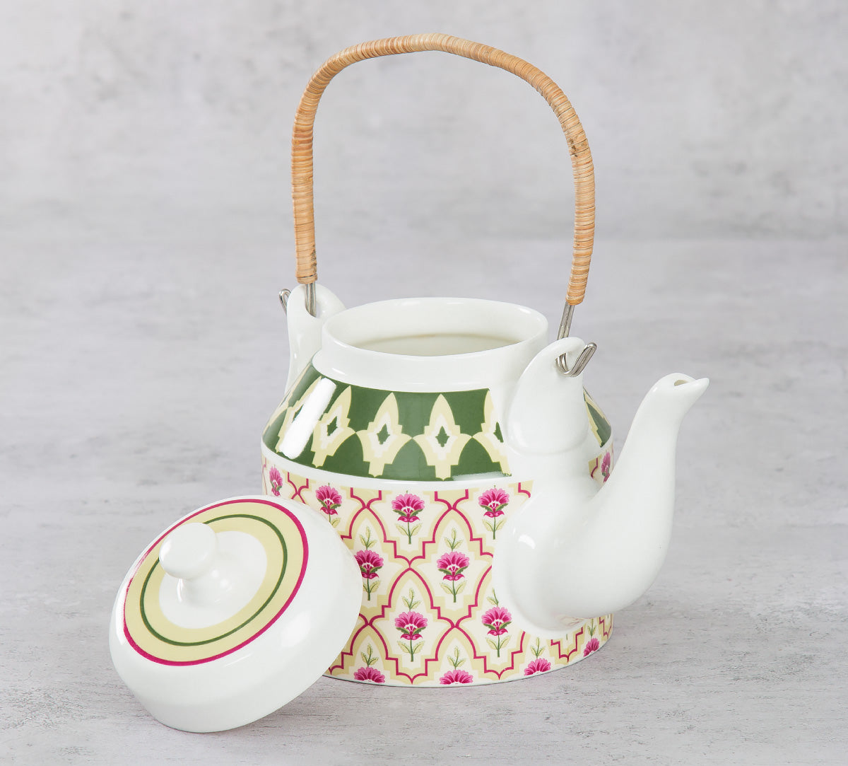 India Circus Rose Mallow Moscheutos Desi Kettle 1Pc