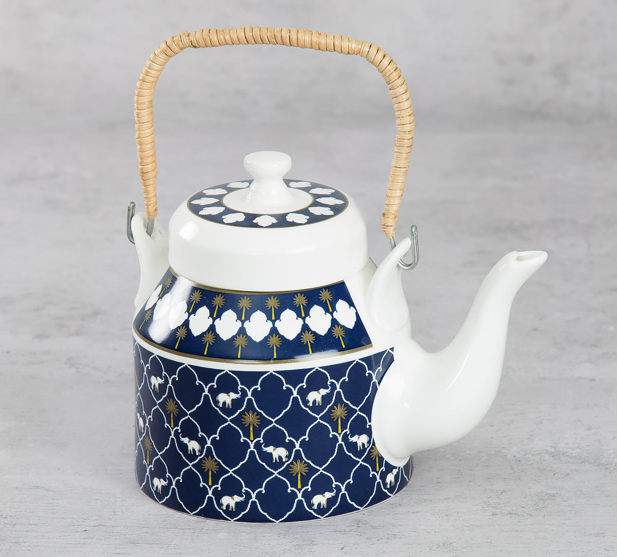 India Circus Ivory Parade Fantasy Desi Kettle 1Pc