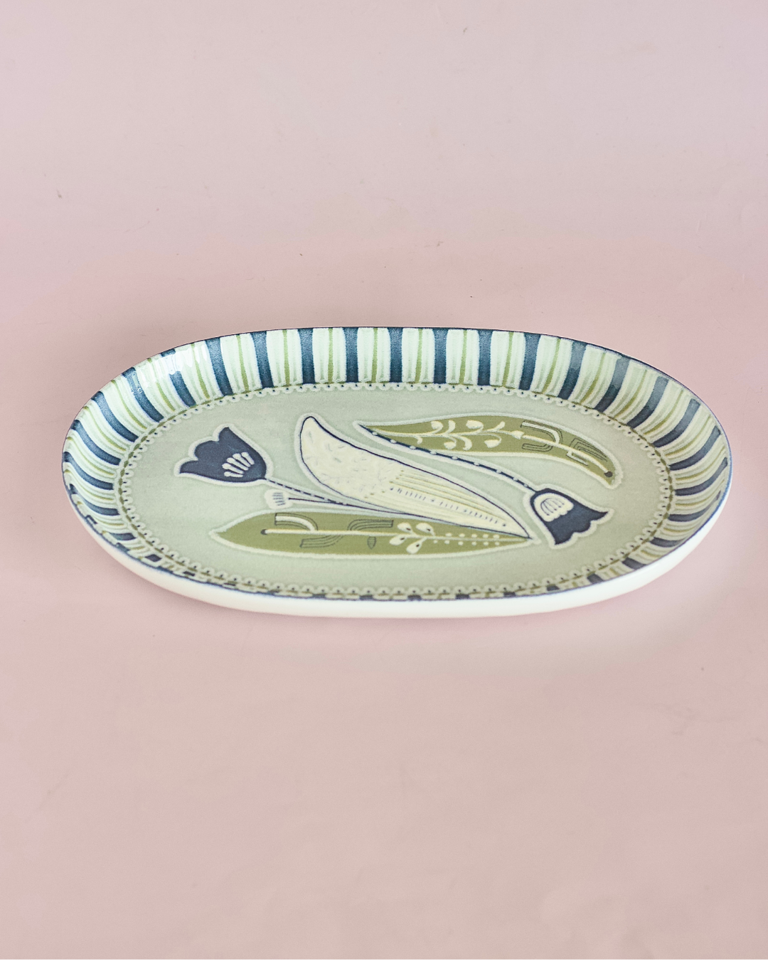 Magique By The Wishing Chair X Clay Craft, Tulip Garden Textures Charlie 26Chip & Dip Set