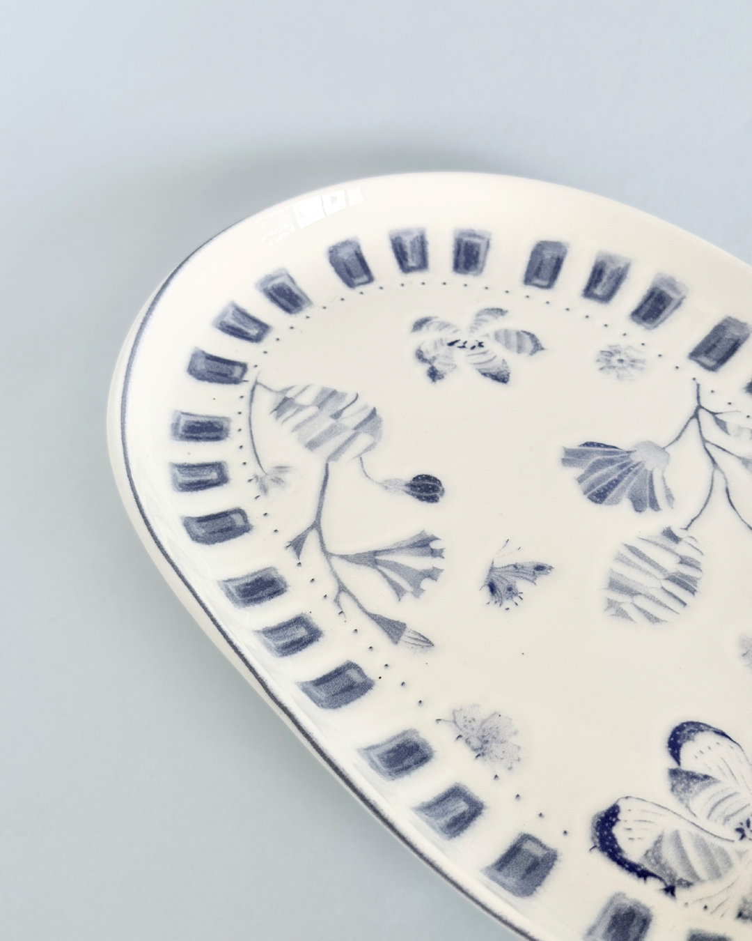 Magique By The Wishing Chair X Clay Craft, Blue Orchard Textures Charlie 25 Cm Platter & Bowl Set