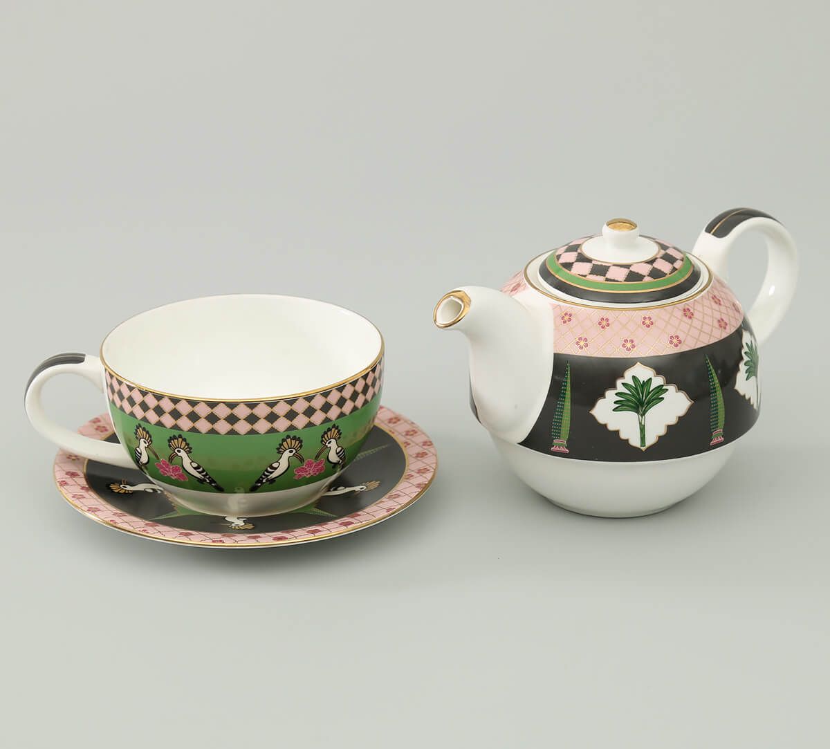 India Circus Cacatua Galerita's Realm Tea for One