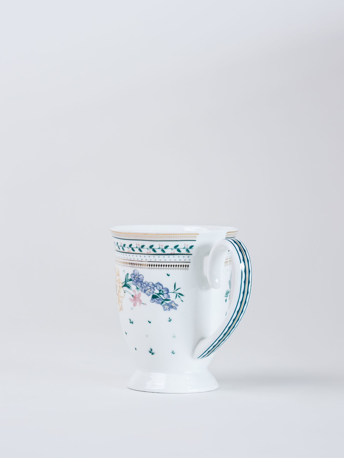 Magique by The Wishing Chair x Clay Craft,  Emerald Ribbon Alley Milk/ Coffee Mug, 1 Piece, 300 ml (T03)