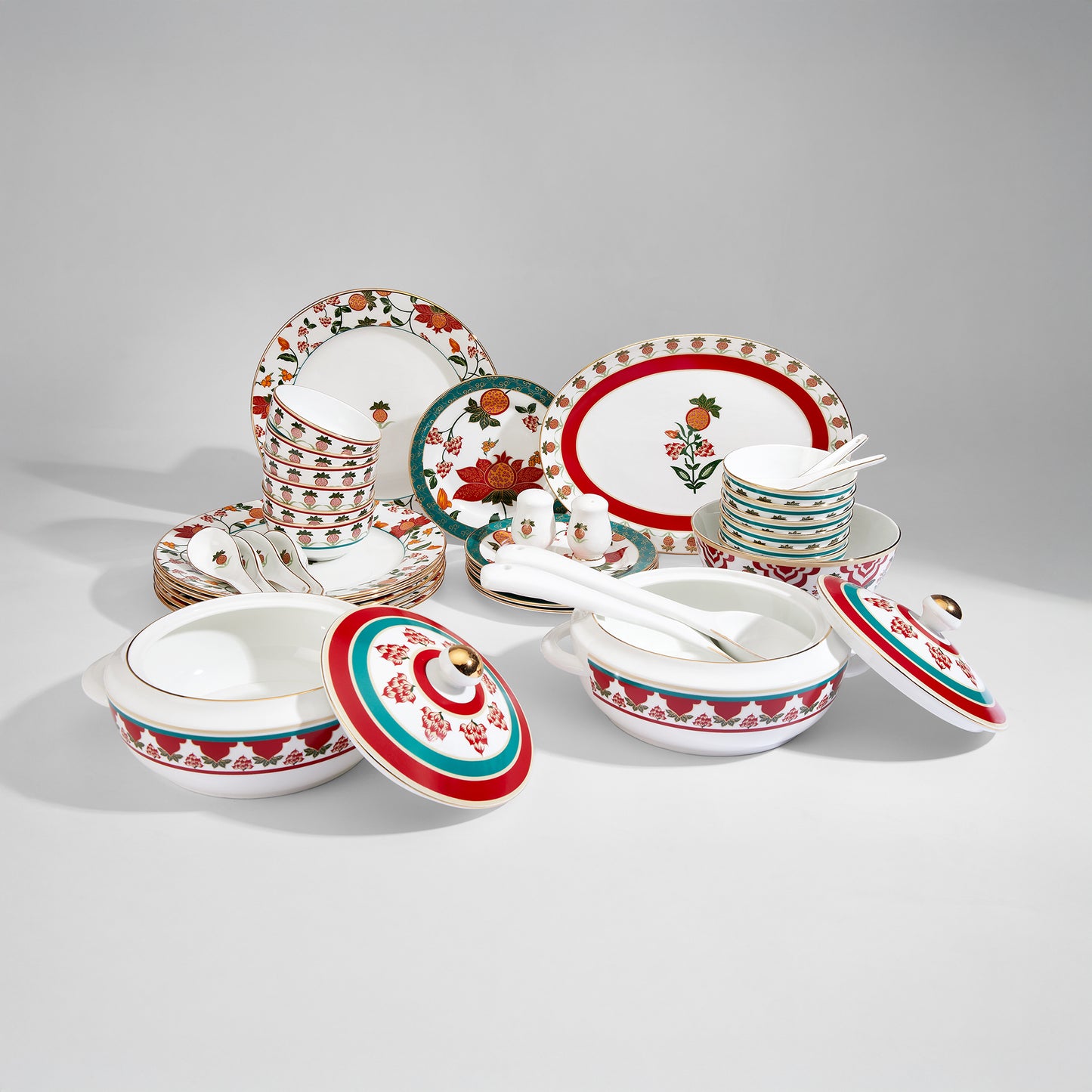 India Circus Blushed Orchard Georgian Dinner Set - 40 Pieces