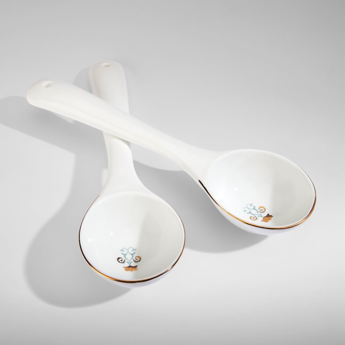 India Circus Regal Romance Georgian Dinner Set - 40 Pieces