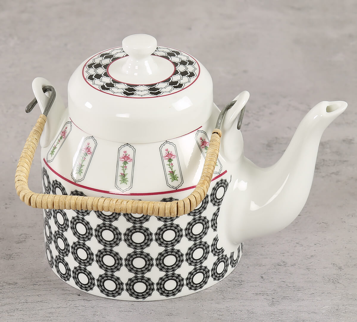India Circus Black Garden Desi Kettle 1Pc