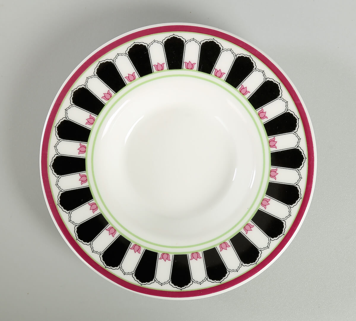 India Circus Black Garden Cup & Saucer Set of 12 (6 Cups + 6 Saucer)