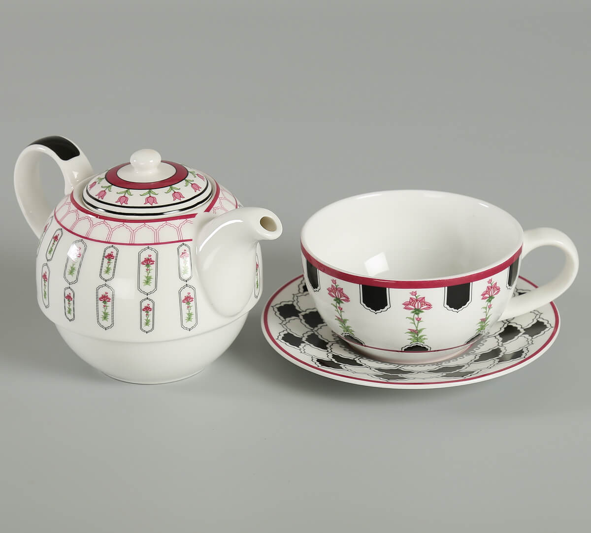 India Circus Black Garden Tea for One Set of 3 (1 Teapot, 1 Cup and 1 Saucer)