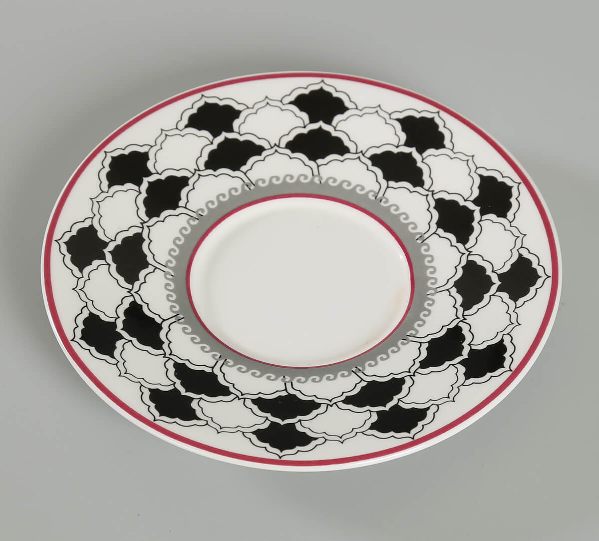 India Circus Black Garden Tea for One Set of 3 (1 Teapot, 1 Cup and 1 Saucer)