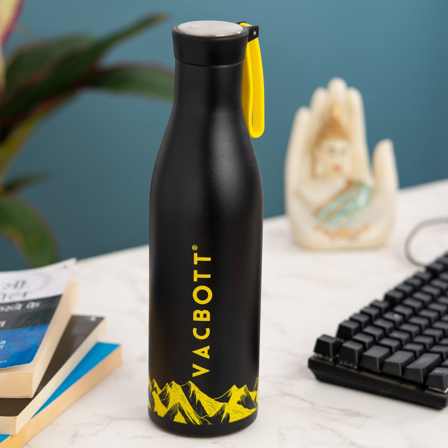 Vacbott Vacuum Bottle, Aspen Double Walled 24 Hours Hot and Cold Water Bottle, BIS Certified, 900ml