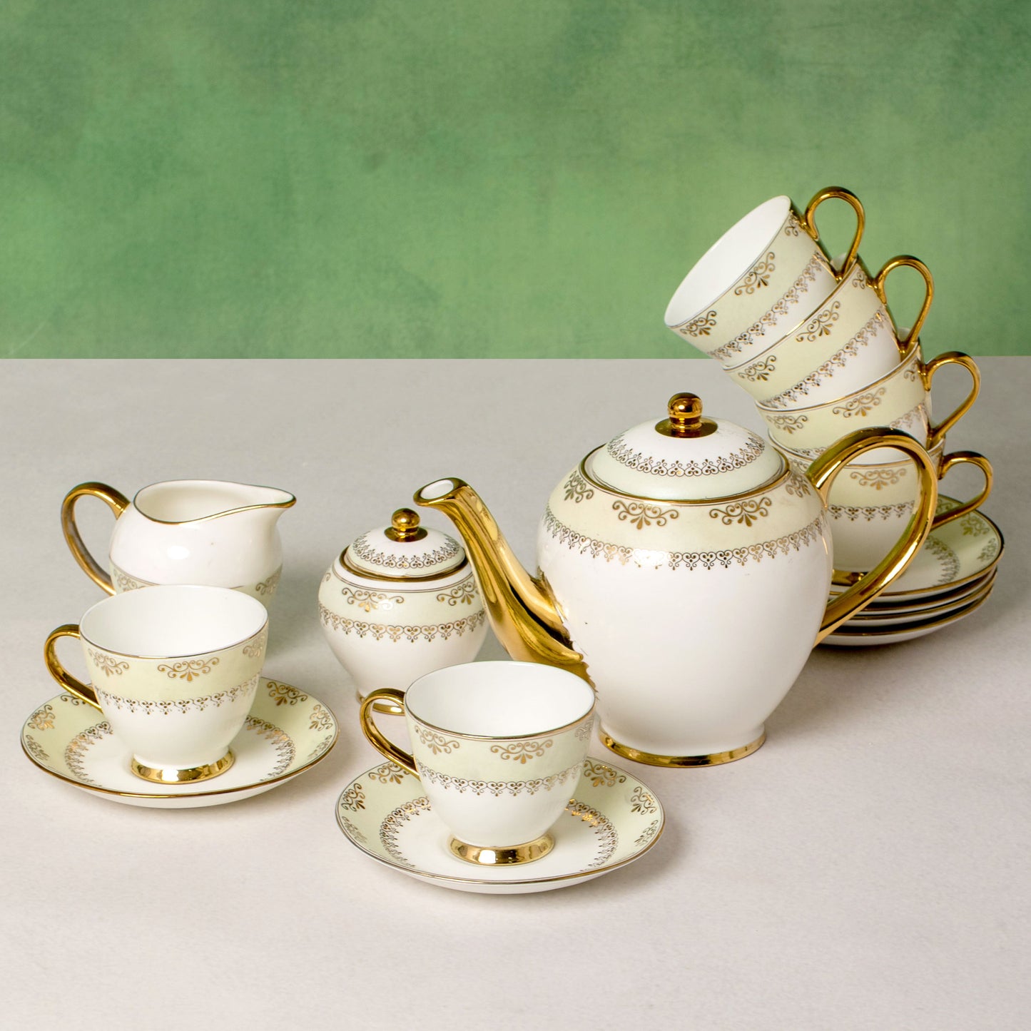 Clay Craft King Ebony Set of 15 (E607)