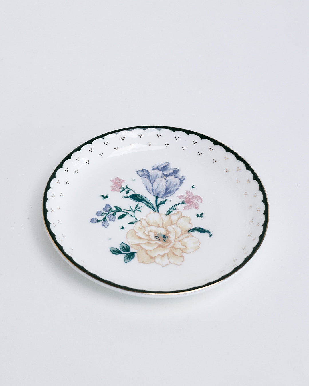 Magique by The Wishing Chair x Clay Craft, Emerald Ribbon 1 Big Charlie Platter with 4 Dessert  Mini Plates