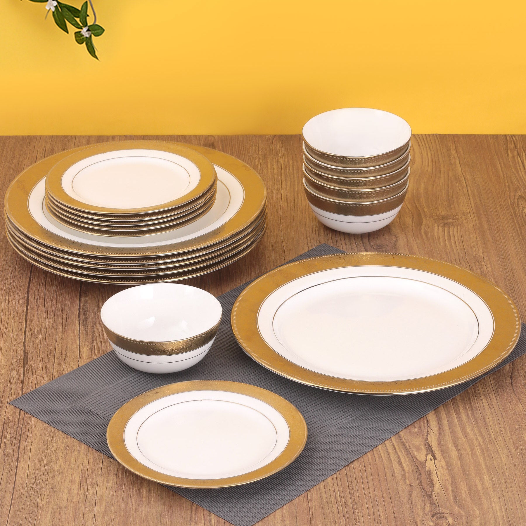 Buy New Georgian Ebony Dinnerware Set of 18 Online at affordable