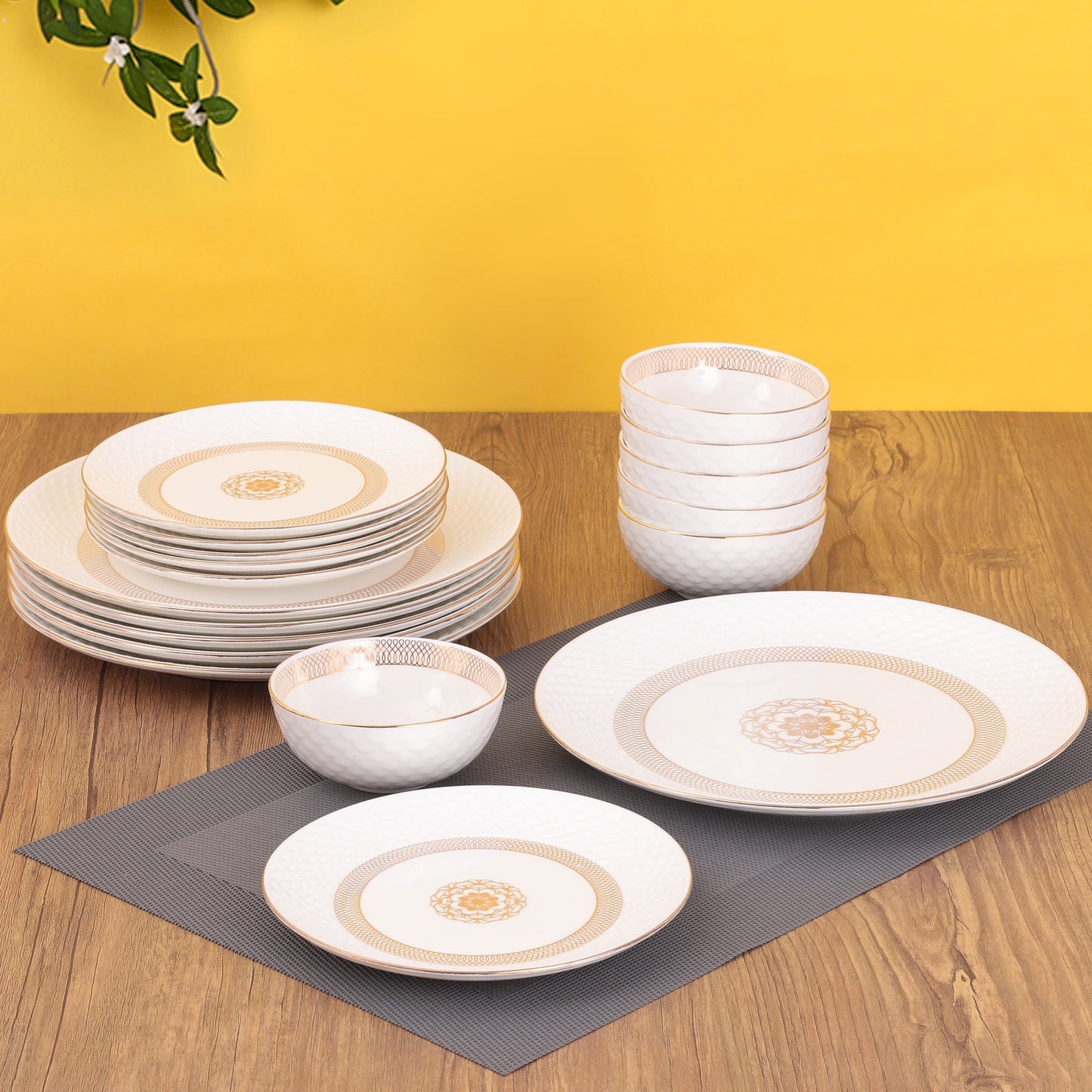 Ripple Impression Ebony Dinnerware Set of 18 (1403) - Clay Craft India