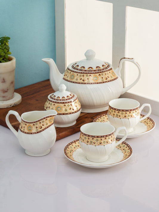 Karina Lloyds Tea Set of 15 (S365)